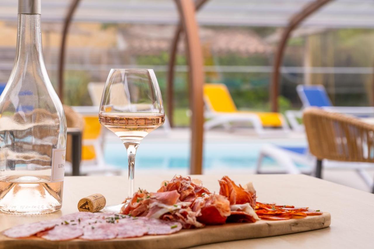 Logis Hotel Restaurant Le Clos Fleuri كاستيلنوداري المظهر الخارجي الصورة