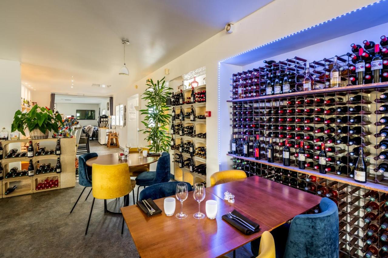 Logis Hotel Restaurant Le Clos Fleuri كاستيلنوداري المظهر الخارجي الصورة