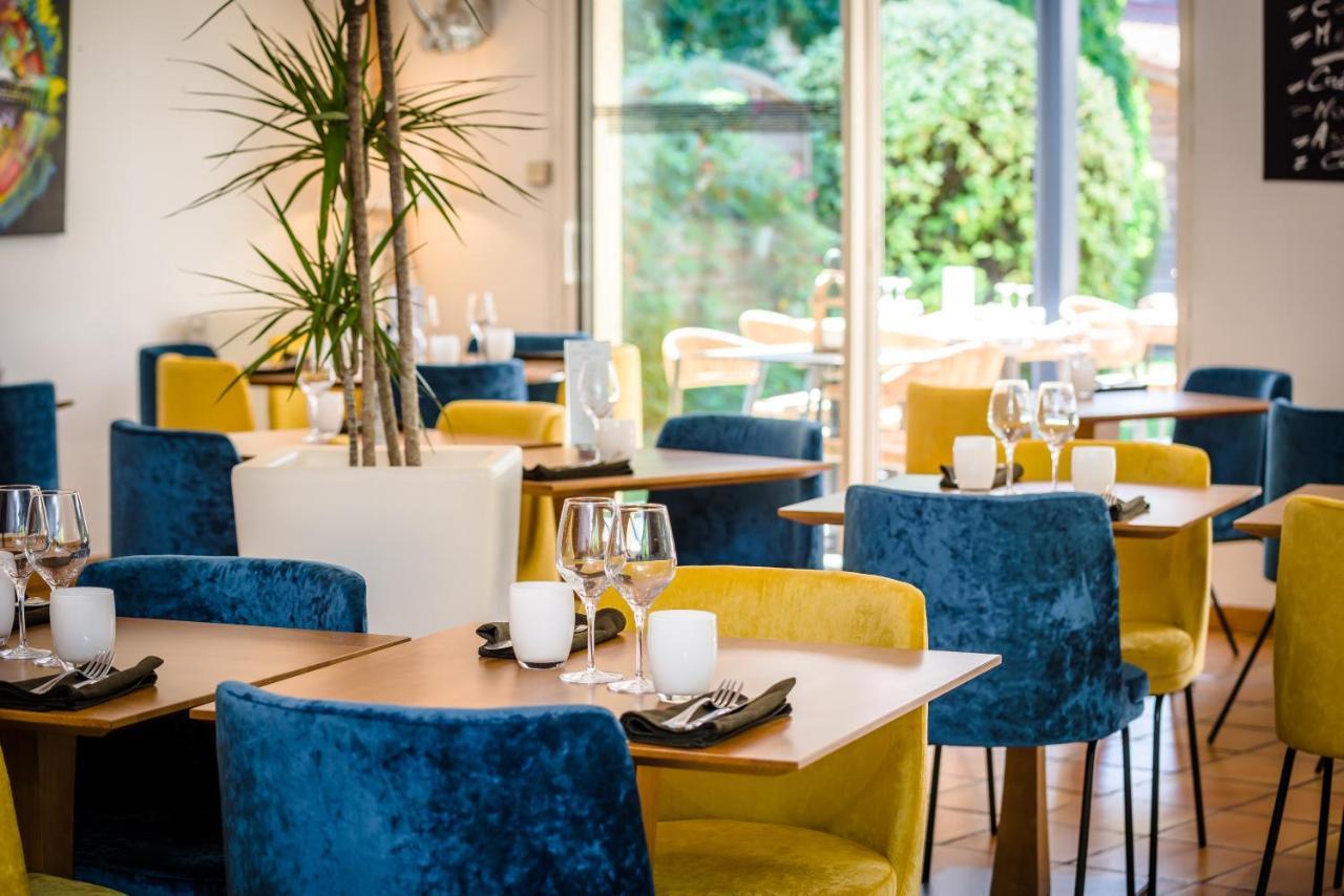Logis Hotel Restaurant Le Clos Fleuri كاستيلنوداري المظهر الخارجي الصورة